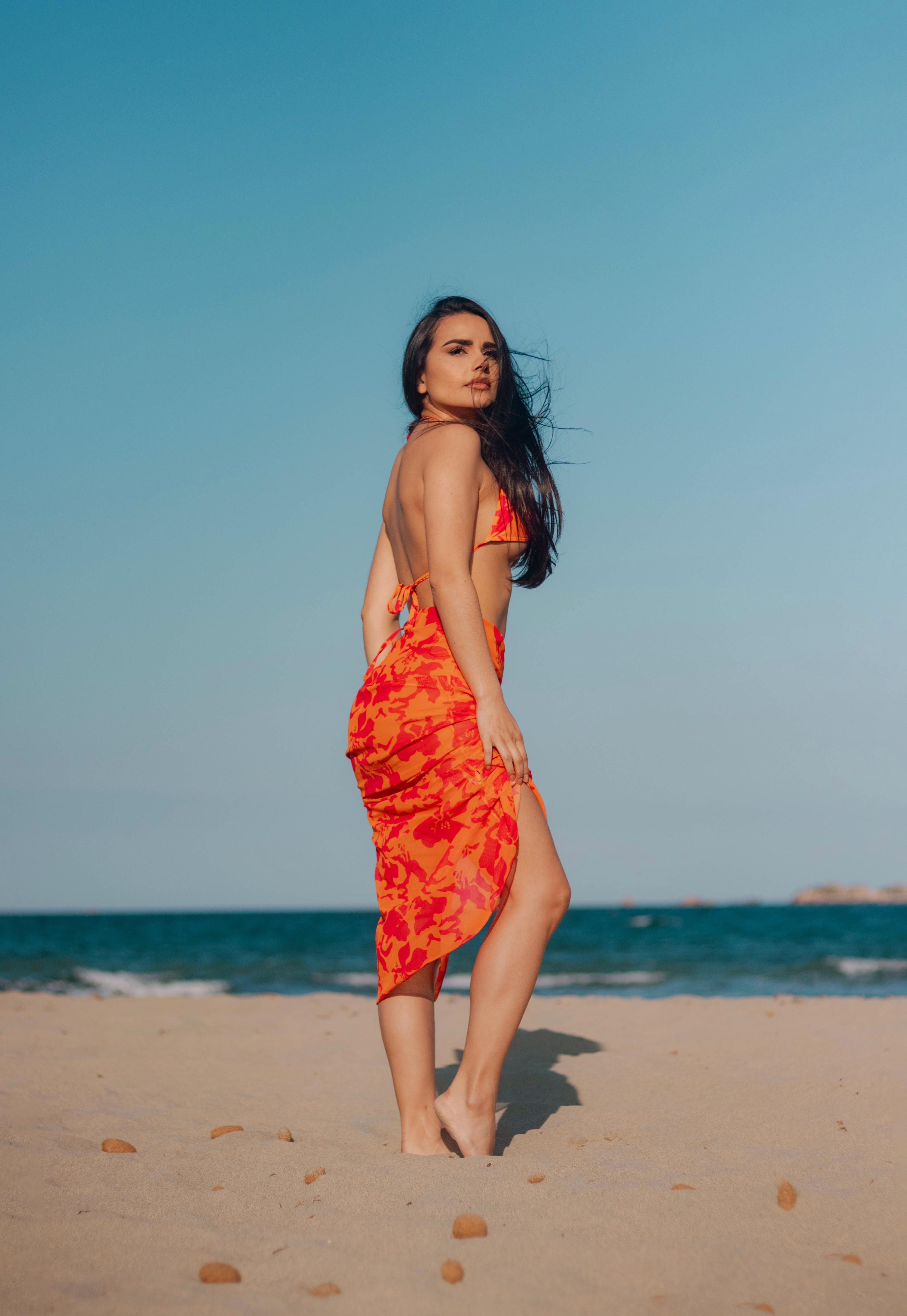 Escort - JULIETA - Ibiza Tops